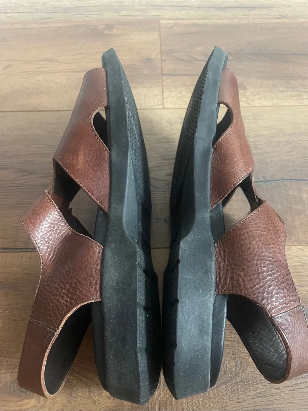 Tommy Bahama Men's Capistrano Leather Sandals Size 11
